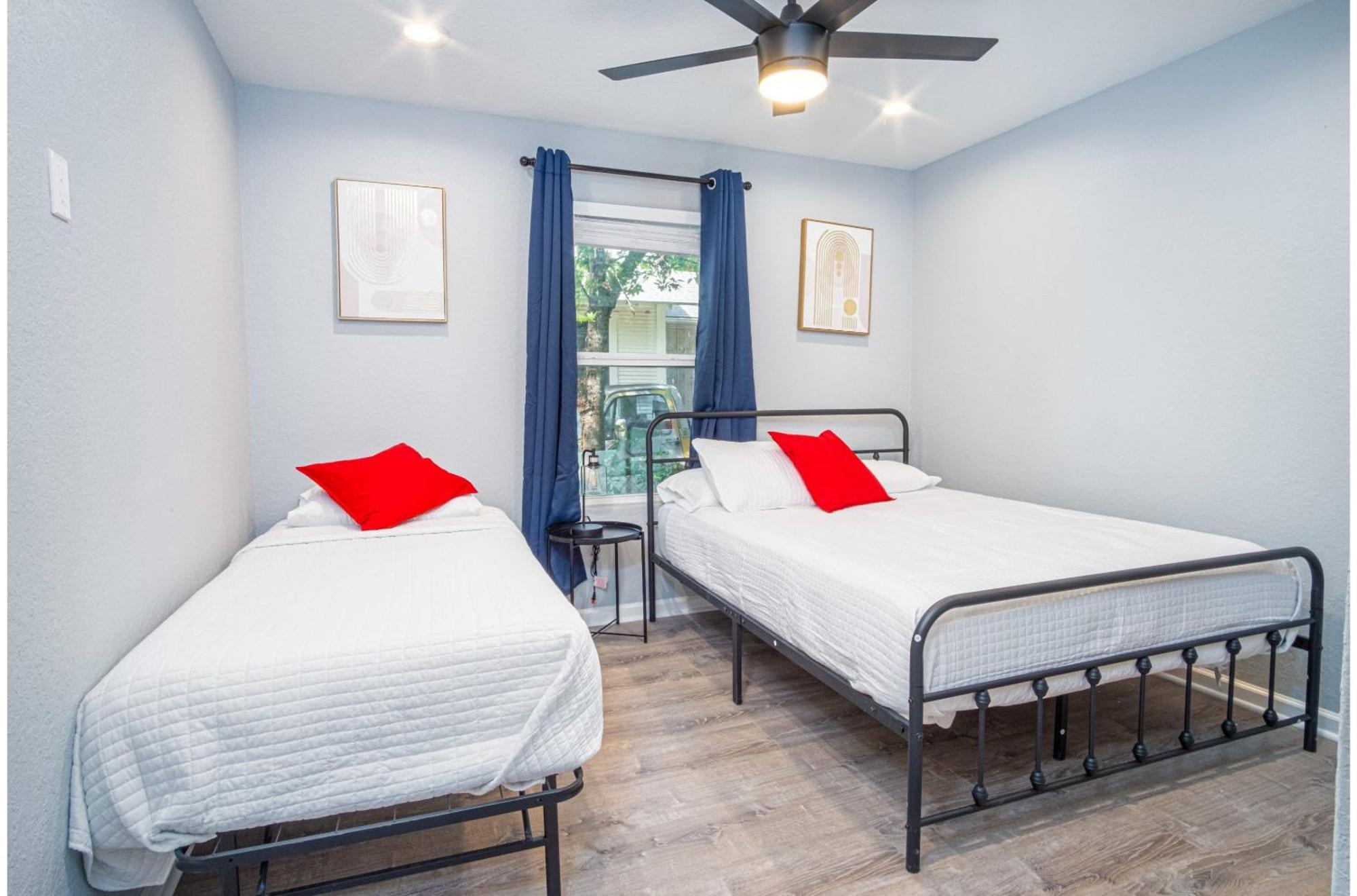Ferienhaus Comfortable 4br2.5ba Family Near Riverwalk San Antonio