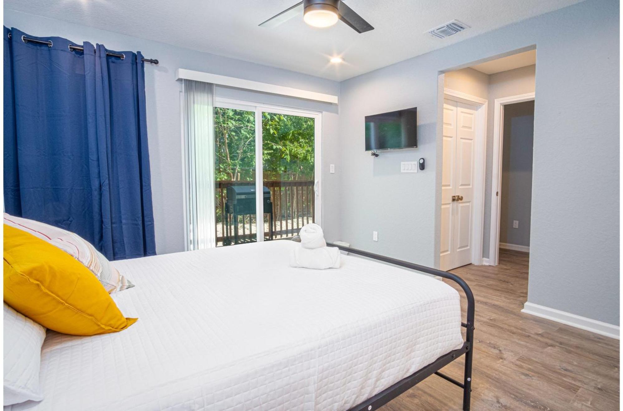 Comfortable 4br2.5ba Family Near Riverwalk Ferienhaus *